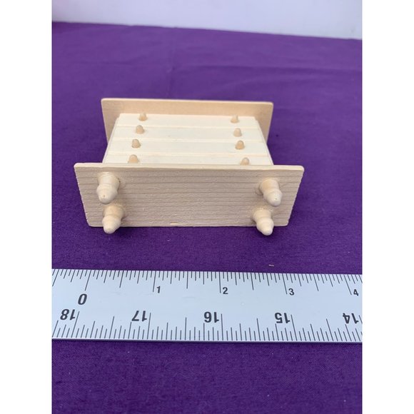 Greenbrier International, Inc. Wooden Bed Right White Checkered Wooden Dresser 2 - Picture 6 of 13